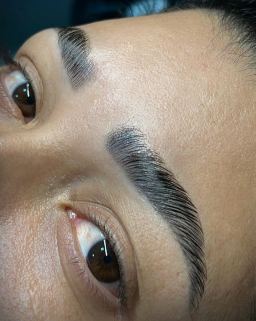 Brow Lamination - Trabalho 3